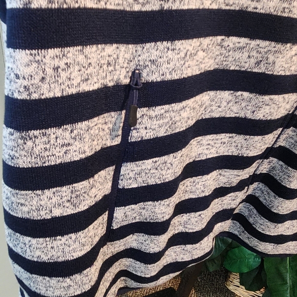 Ulla Popken Active Sport Striped Polyester Zip Jacket - Picture 6 of 13